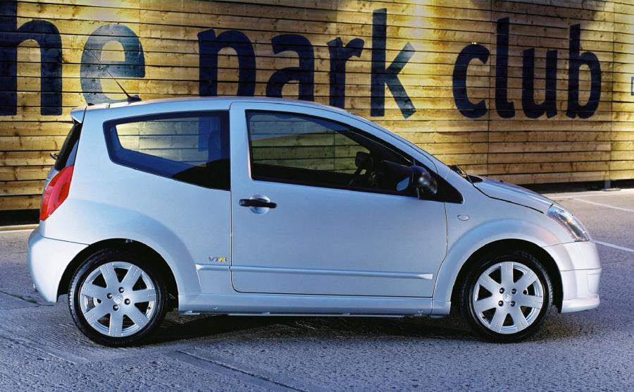  Citroen C2 VTR 2003 года  (UK) (фото 3 из 8)